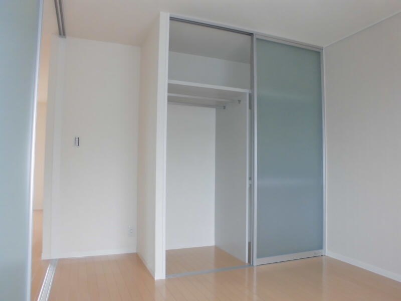  シャーメゾン六十谷