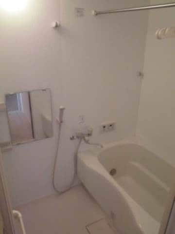  南海本線/和歌山市駅 バス25分西浜下車:停歩5分 1階 築15年