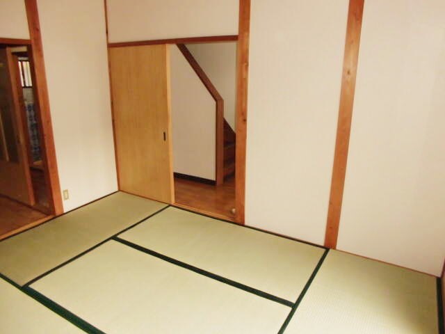 同仕様 ハイツ塩屋