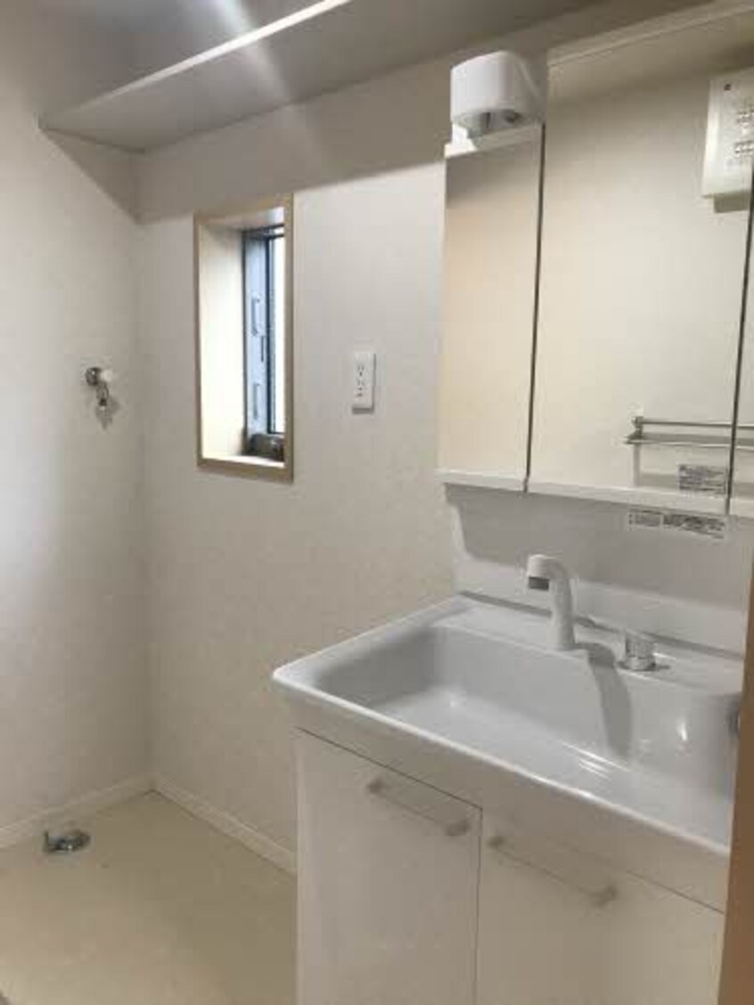  南海本線/和歌山市駅 バス15分堀止下車:停歩3分 1階 築9年