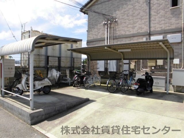  きのくに線・紀勢本線/紀三井寺駅 バス2分名草小学校前下車:停歩6分 1階 築20年