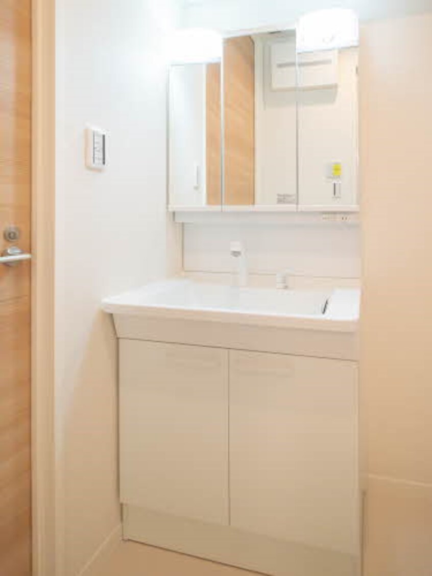  シャーメゾンフローラ