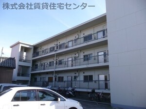 鳴戸プラスチックマンション