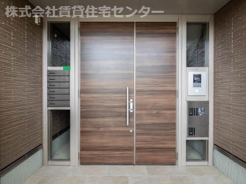  南海本線/和歌山市駅 バス10分砂山南下車:停歩10分 1階 築3年