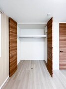 同仕様 南海本線/和歌山市駅 バス10分砂山南下車:停歩10分 1階 築3年