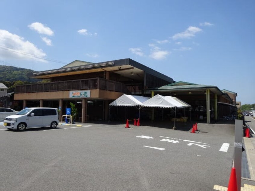 JAながみね ファーマーズマーケットとれたて広場様まで492m きのくに線・紀勢本線/海南駅 バス4分エバグリーン前下車:停歩8分 2階 築5年