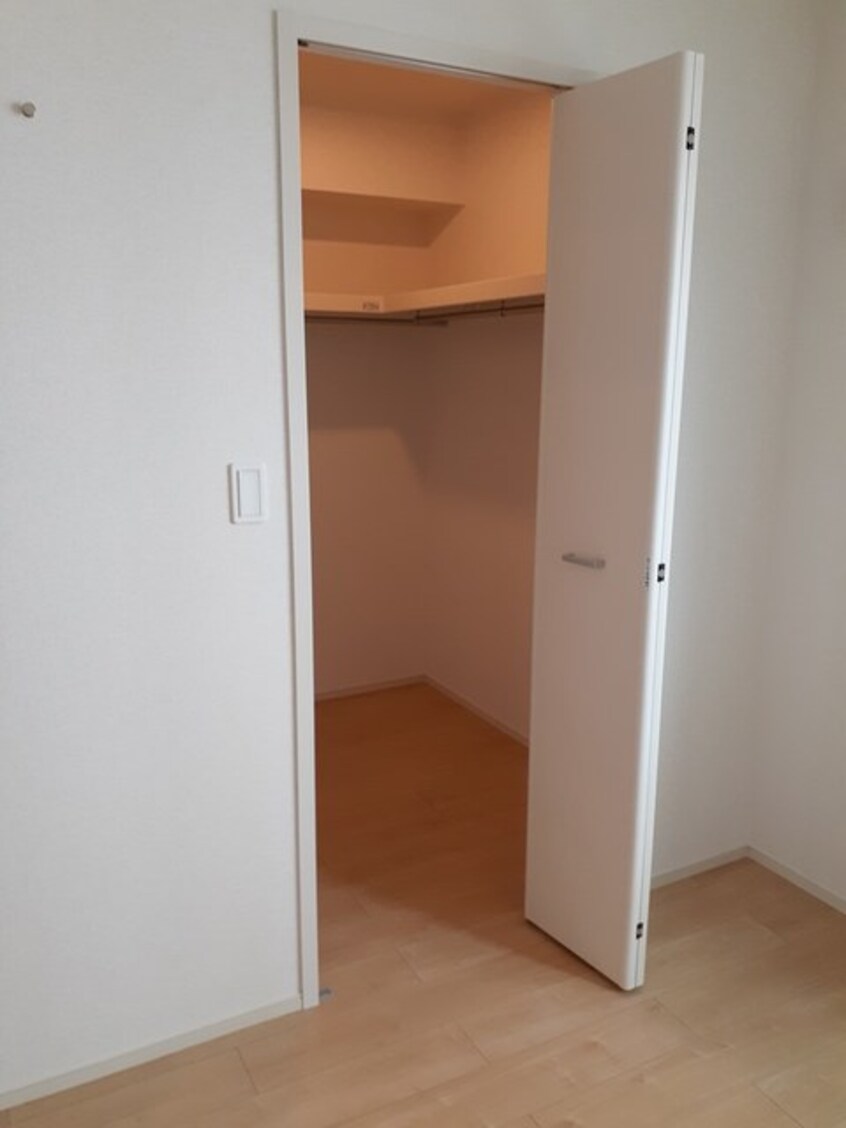  きのくに線・紀勢本線/和歌山市駅 バス30分養翠園前下車:停歩4分 1階 築4年