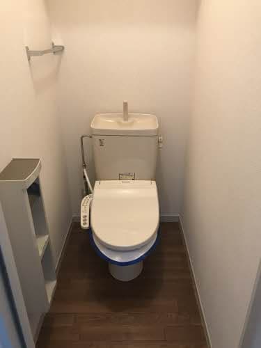  阪和線・羽衣線/和歌山駅 バス25分布引南下車:停歩5分 2階 築27年