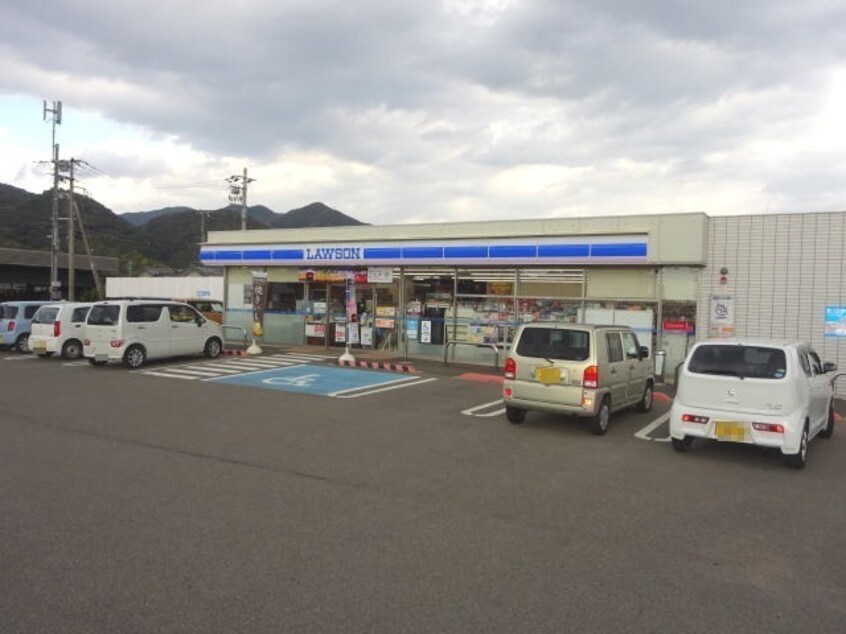 ローソン 有田川町庄店様(コンビニ)まで3106m きのくに線・紀勢本線/藤並駅 徒歩20分 1階 築16年