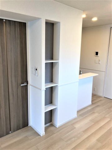  南海本線/和歌山市駅 バス11分花王橋下車:停歩3分 1階 築2年