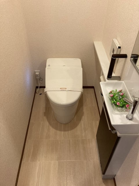  南海本線/和歌山市駅 バス20分松ヶ丘バス下車:停歩2分 2階 築14年