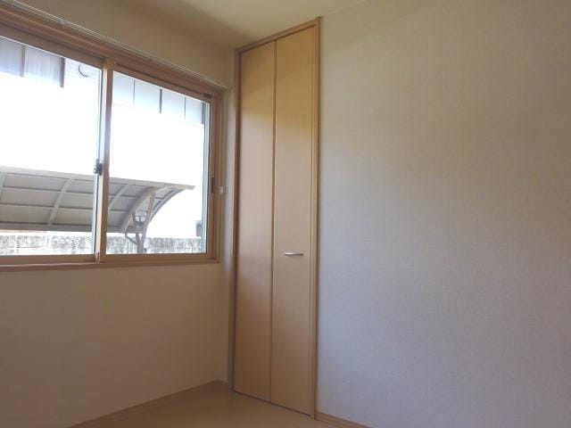 同仕様 メゾン プレミール　B棟