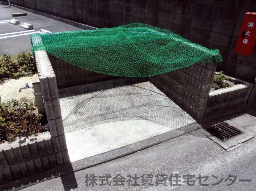  シャーメゾン和歌川