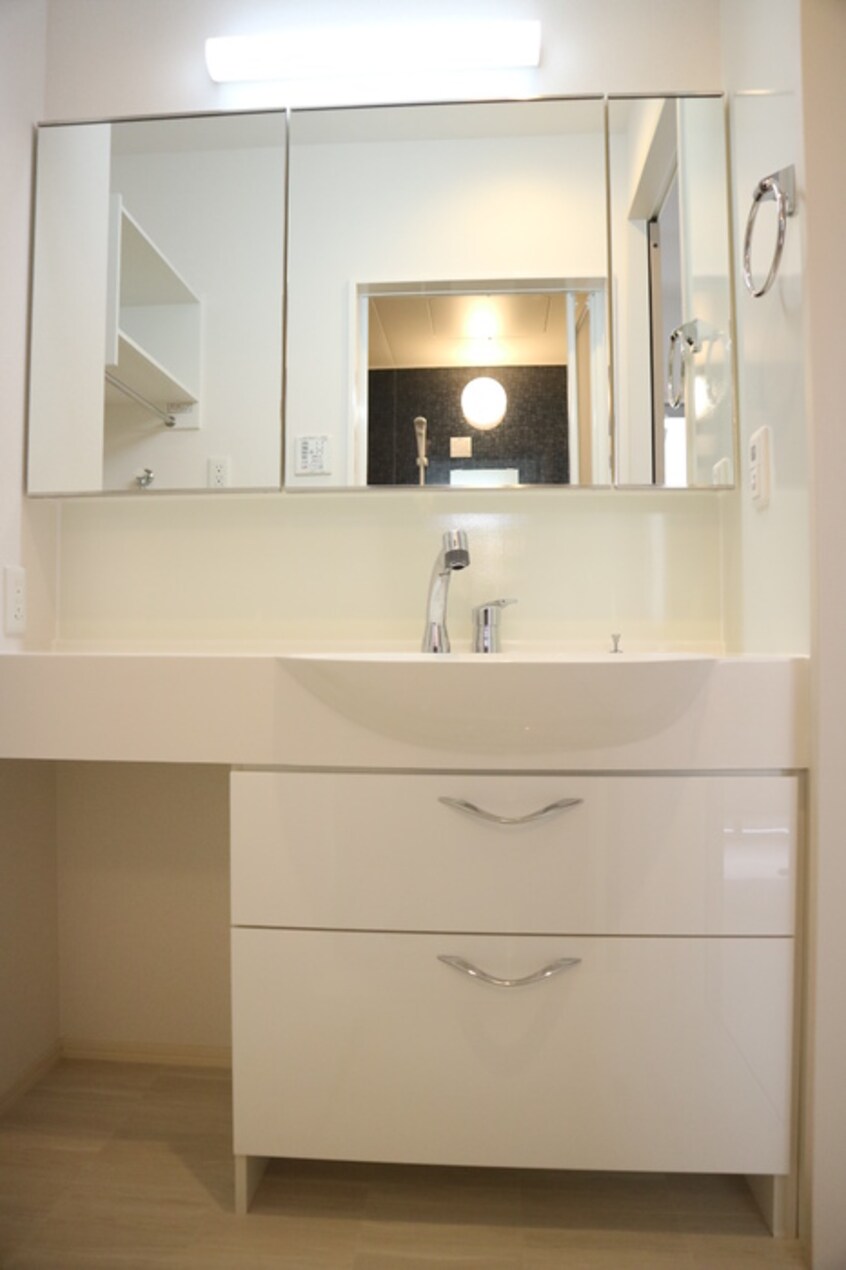  サンライズ湊Ⅱ