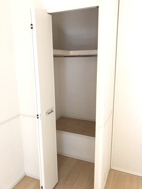  南海本線/和歌山市駅 バス28分大浦下車:停歩6分 2階 築4年