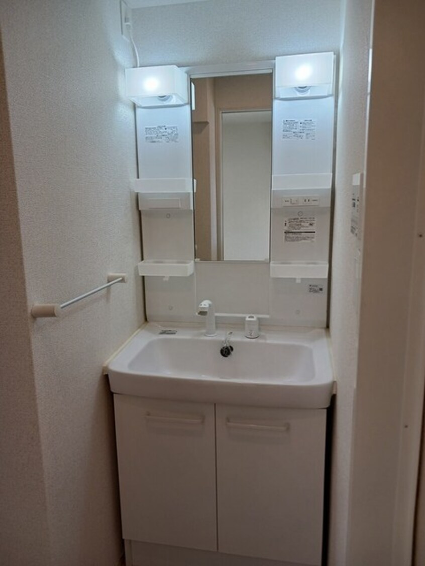  南海本線/和歌山市駅 徒歩26分 1階 築7年