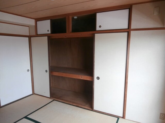  Wajima小雑賀マンション