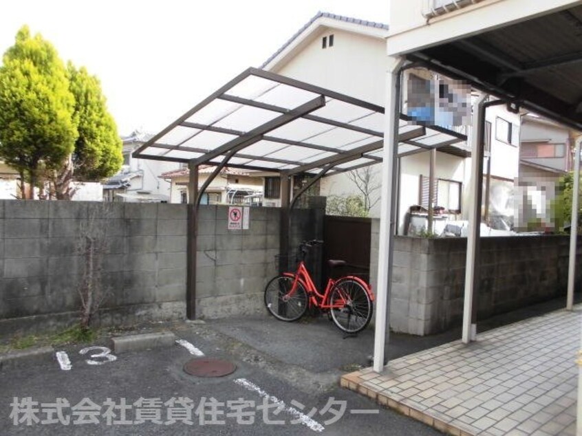  南海本線/和歌山市駅 バス25分和歌浦口下車:停歩7分 1階 築38年