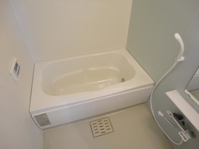  コーラルヴィラ出島Ａ