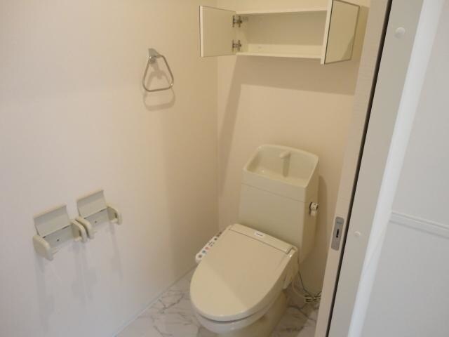  コーラルヴィラ出島Ａ