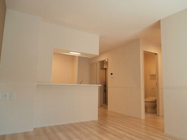  コーラルヴィラ出島Ａ