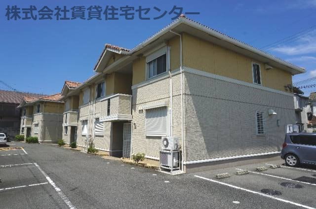  阪和線・羽衣線/六十谷駅 バス10分楠見行者前下車:停歩4分 2階 築18年