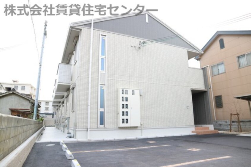  ファミール中之島