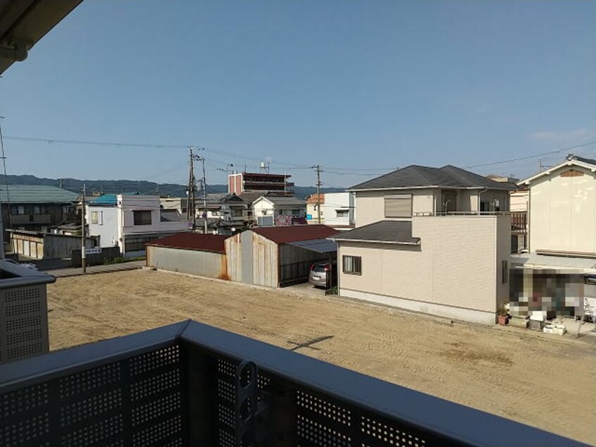  ファミール中之島