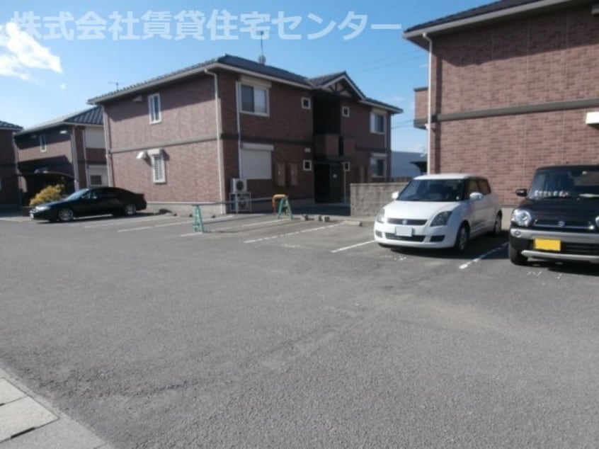  ピノ コラ