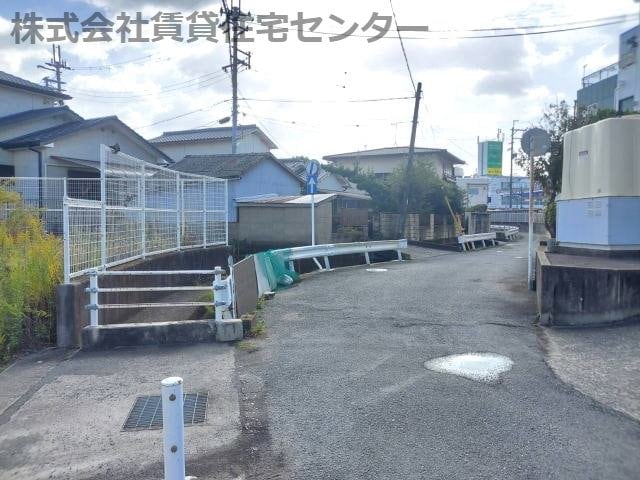  クラウンハイツ次郎丸