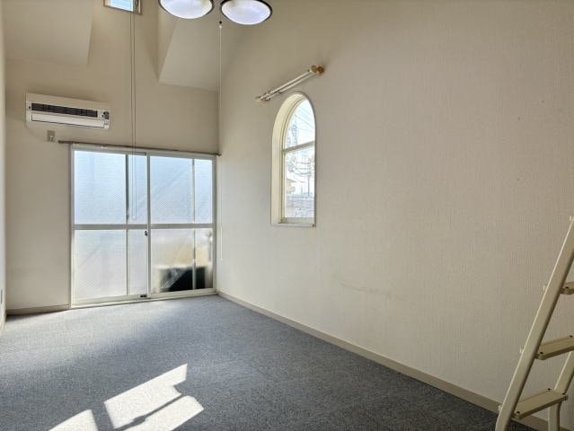  ロイヤルコート市小路