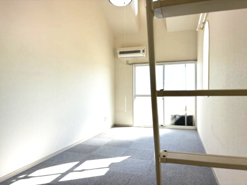  ロイヤルコート市小路