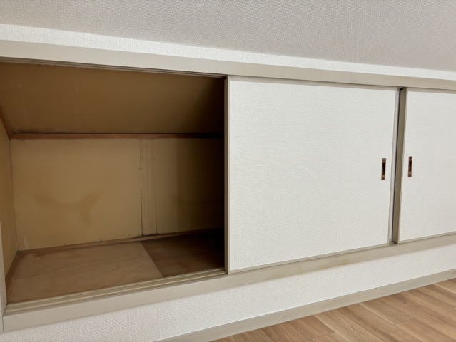  ロイヤルコート市小路