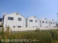 ヴィラージュ野崎D