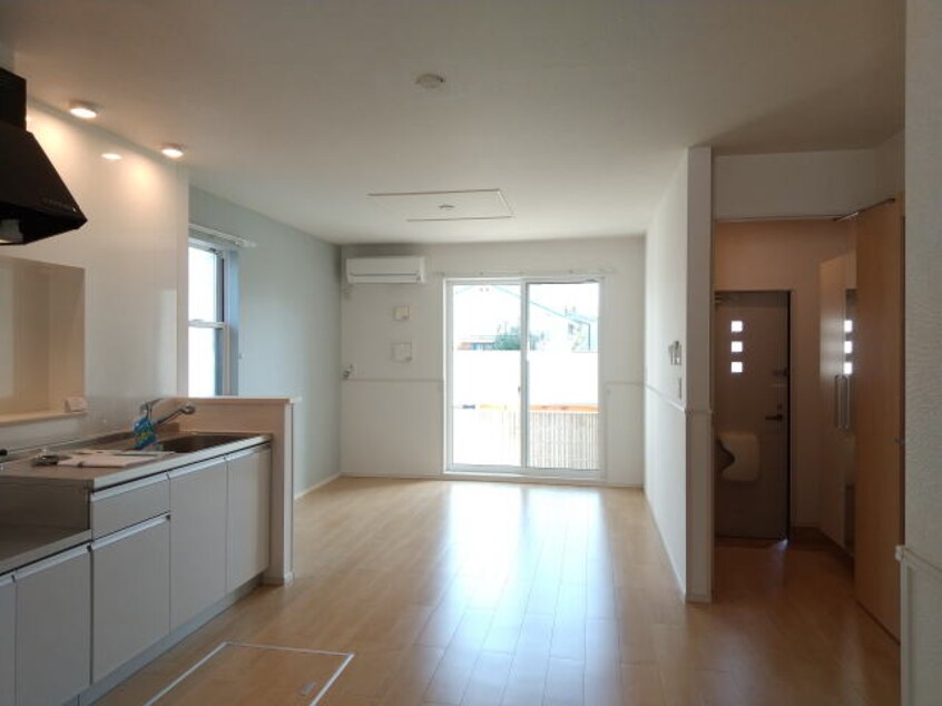  南海加太線/八幡前駅 徒歩14分 1階 築8年