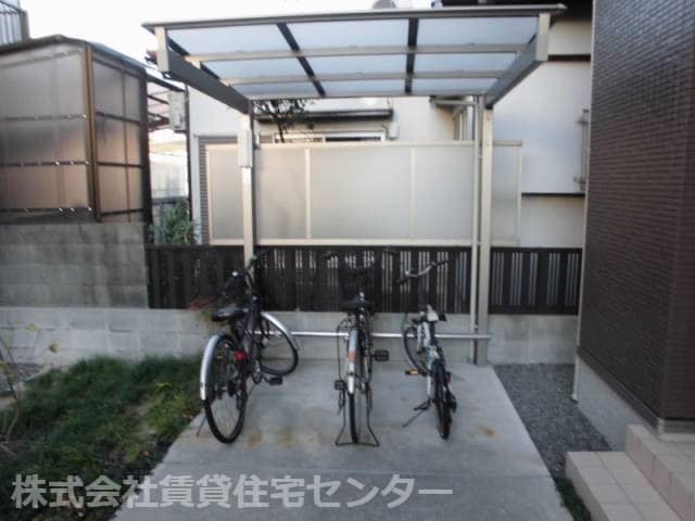  南海本線/和歌山市駅 バス10分土入橋下車:停歩6分 2階 築13年