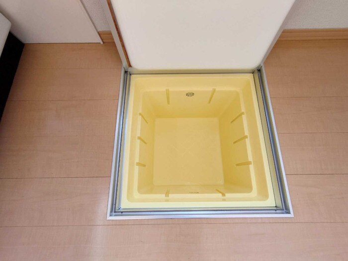  パイン テイル　Ｄ棟