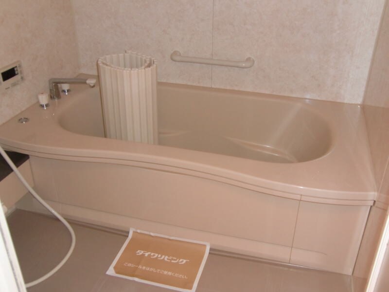  パイン テイル　Ｄ棟