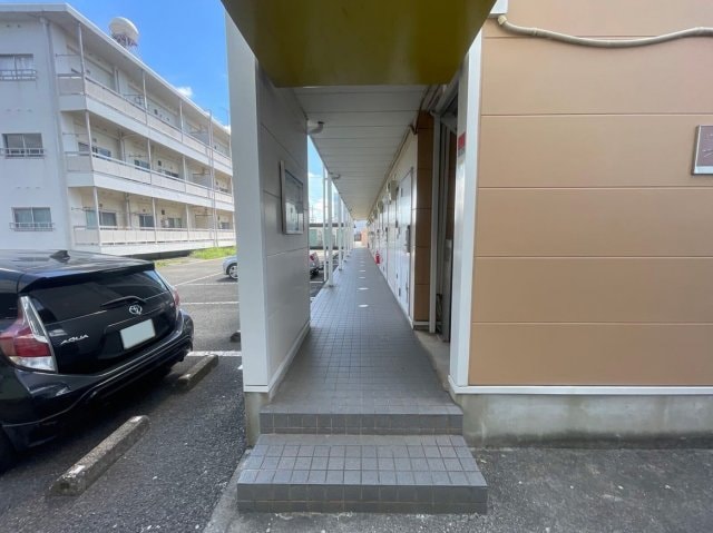  レオパレス栄谷
