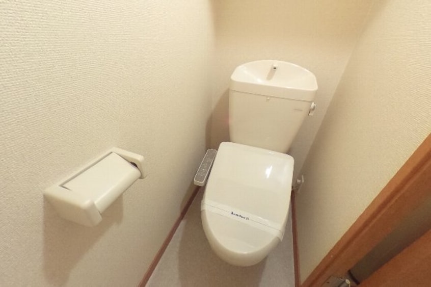 レオパレス栄谷