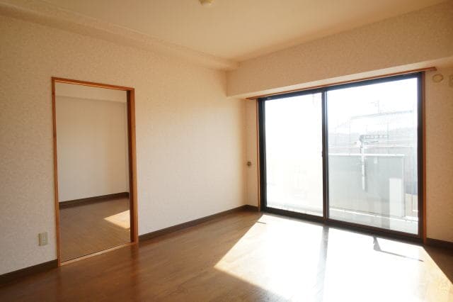  和泉ガーデンパレス