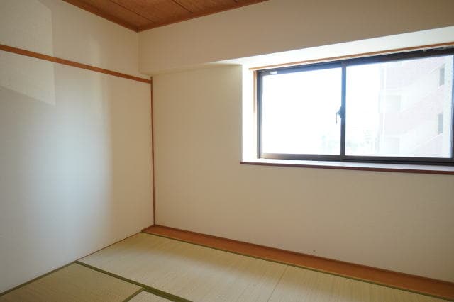  和泉ガーデンパレス