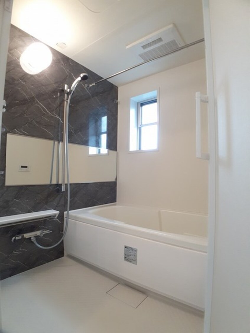  南海本線/紀ノ川駅 徒歩15分 1階 築5年