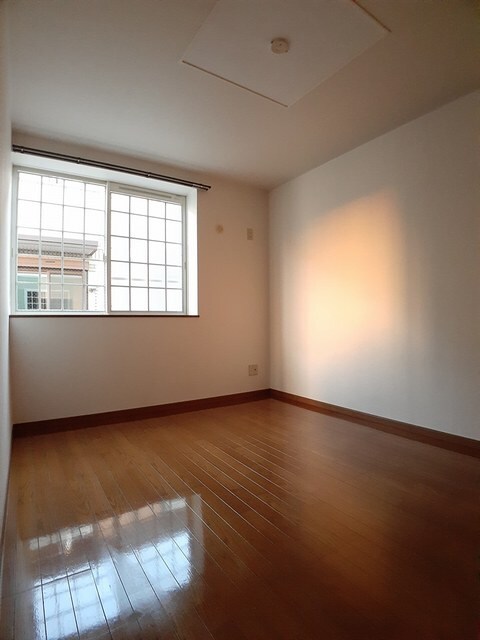  南海本線/紀ノ川駅 バス5分公民館前下車:停歩4分 1階 築25年