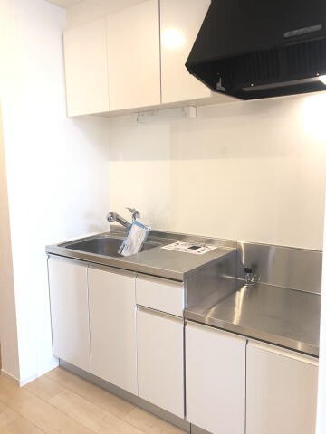 同仕様 南海本線/紀ノ川駅 徒歩13分 1階 築9年