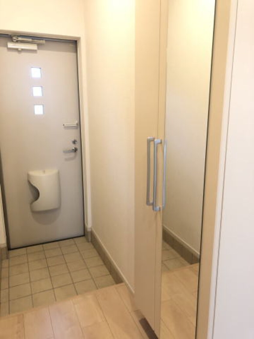 同仕様 南海本線/紀ノ川駅 徒歩13分 1階 築9年