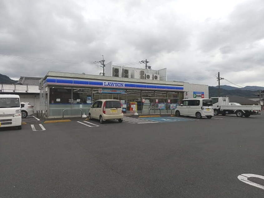 ローソン かつらぎ町笠田店様(コンビニ)まで854m リフレⅢ