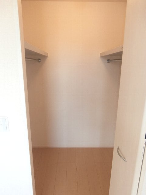 D-room秋月　A棟