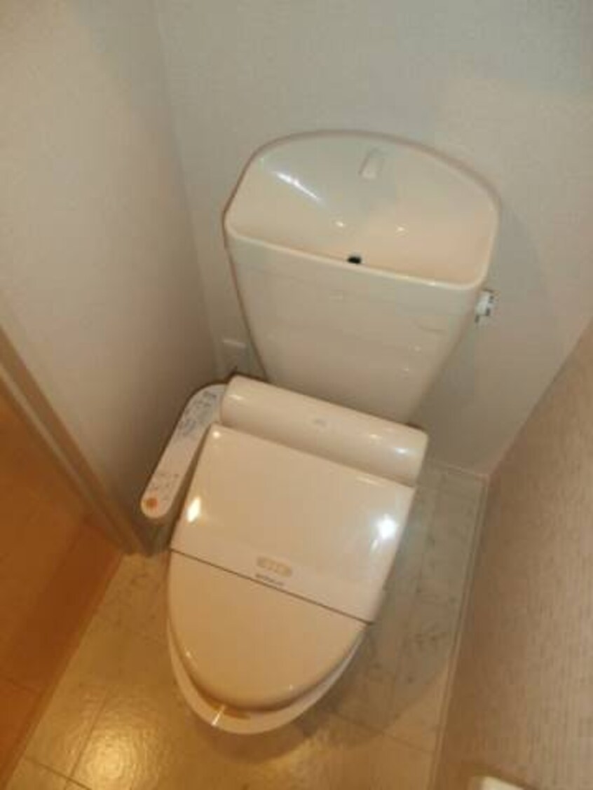  阪和線・羽衣線/六十谷駅 徒歩16分 1階 築13年