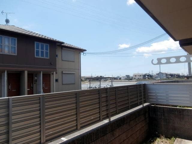  フローラル・アイ